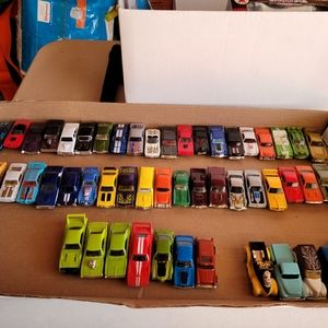 Hot wheels lot of 54